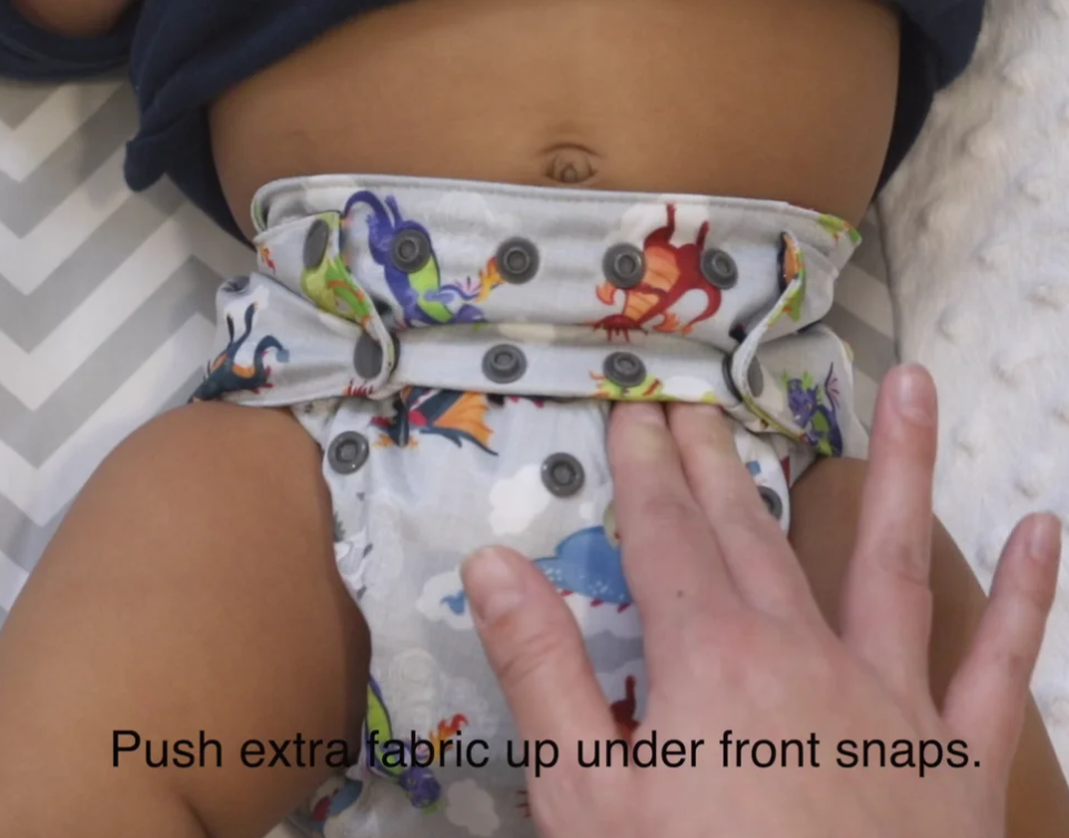 How to put on an adjustable diaper cover rise direction