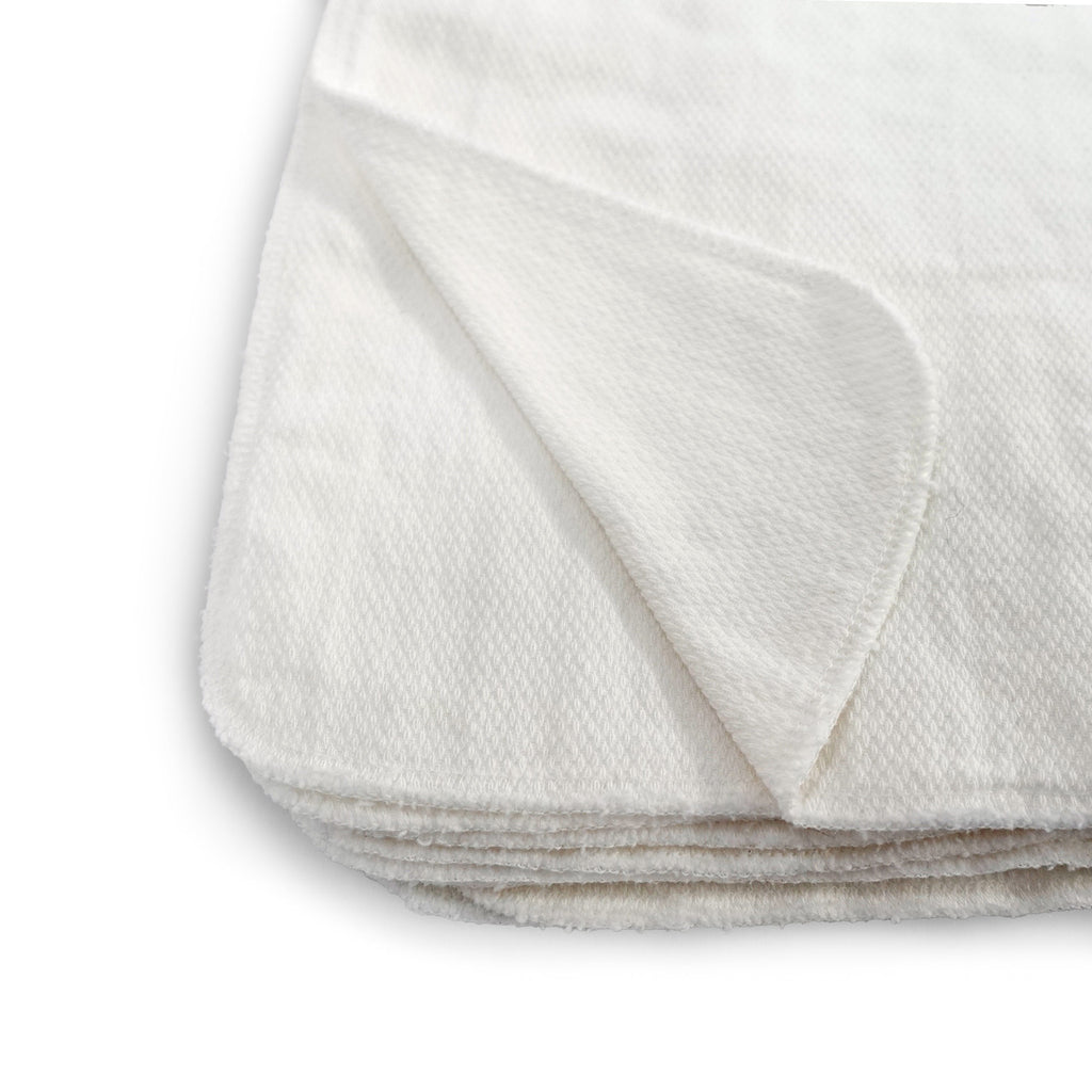 When to Use a Microfiber Cloth Instead of Paper Towels